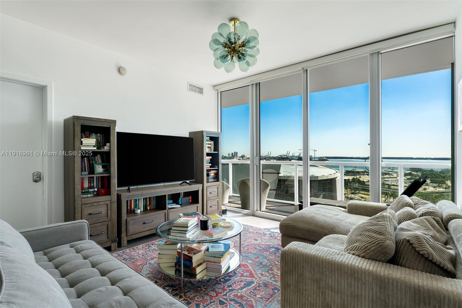 MARINABLUE CONDO - Residential