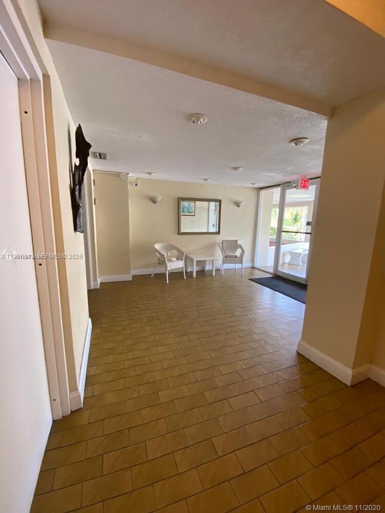 BYRON EAST CONDO - Residential