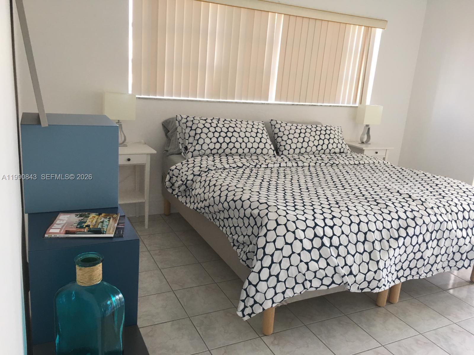 BYRON EAST CONDO - Residential