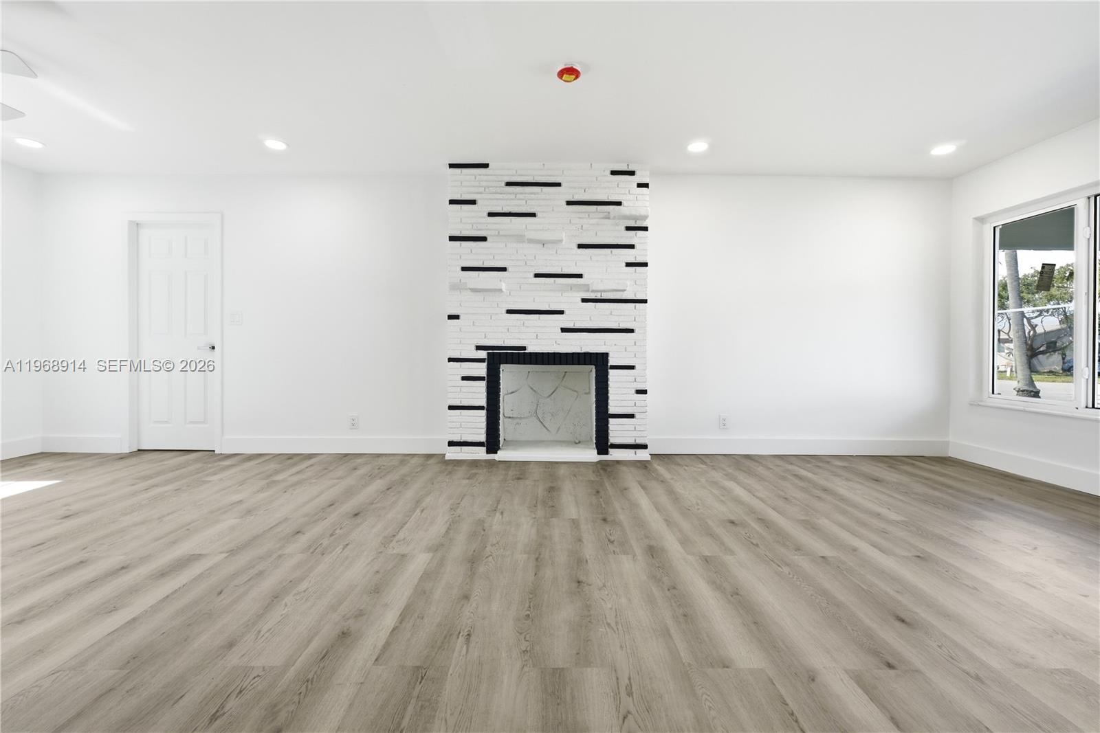 SOUTH HOLLYWOOD AMD PLAT - Residential