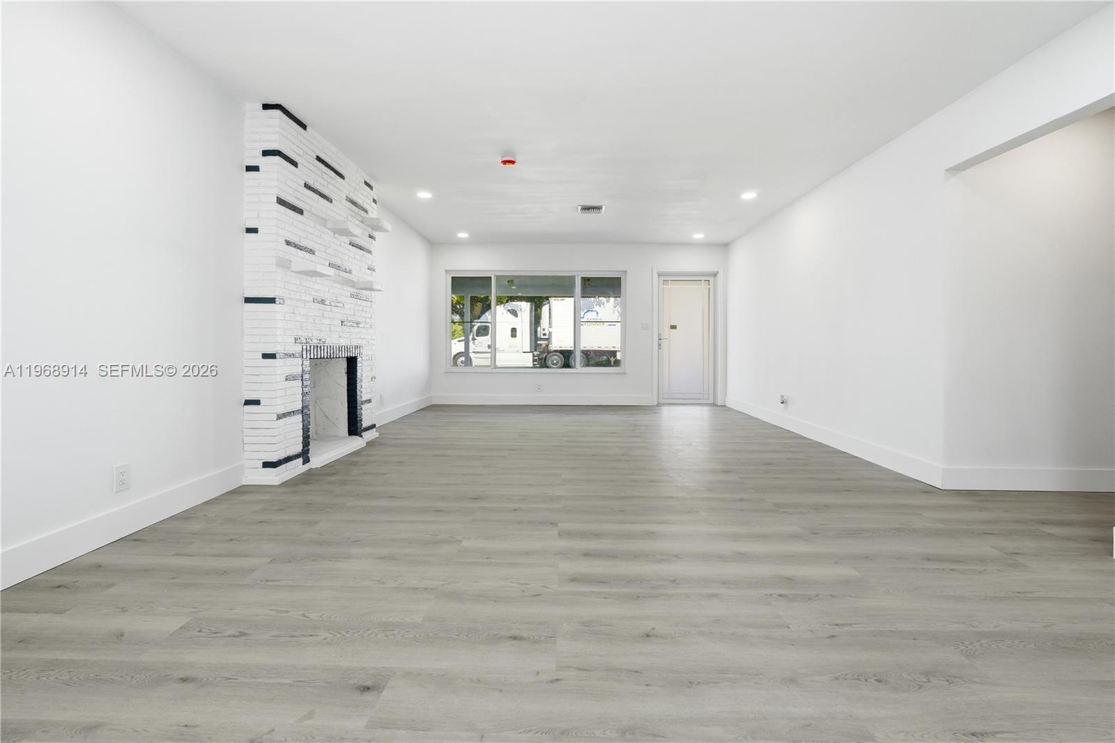 SOUTH HOLLYWOOD AMD PLAT - Residential