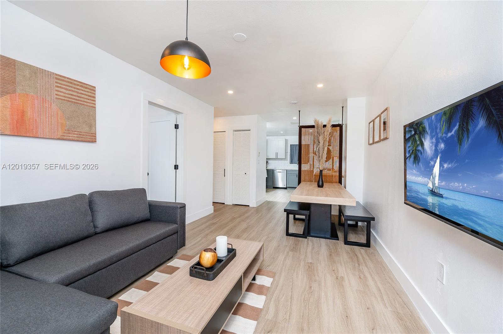 GRAPELAND HEIGHTS - Residential Income