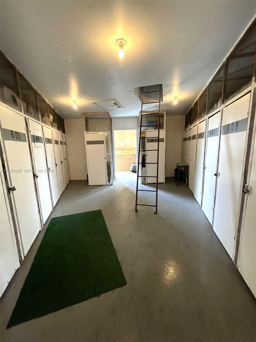 ELDERBERRY GARDENS CONDO - Residential