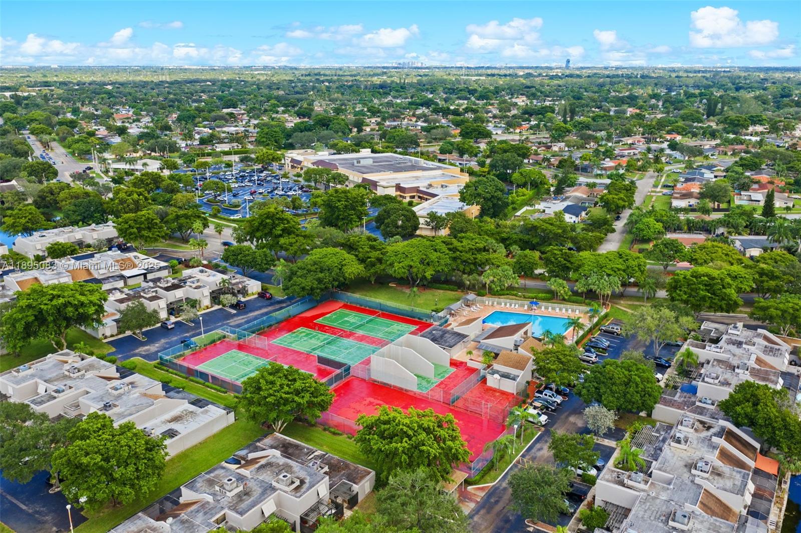 EVERGLADE SUGAR & LAND CO - Residential