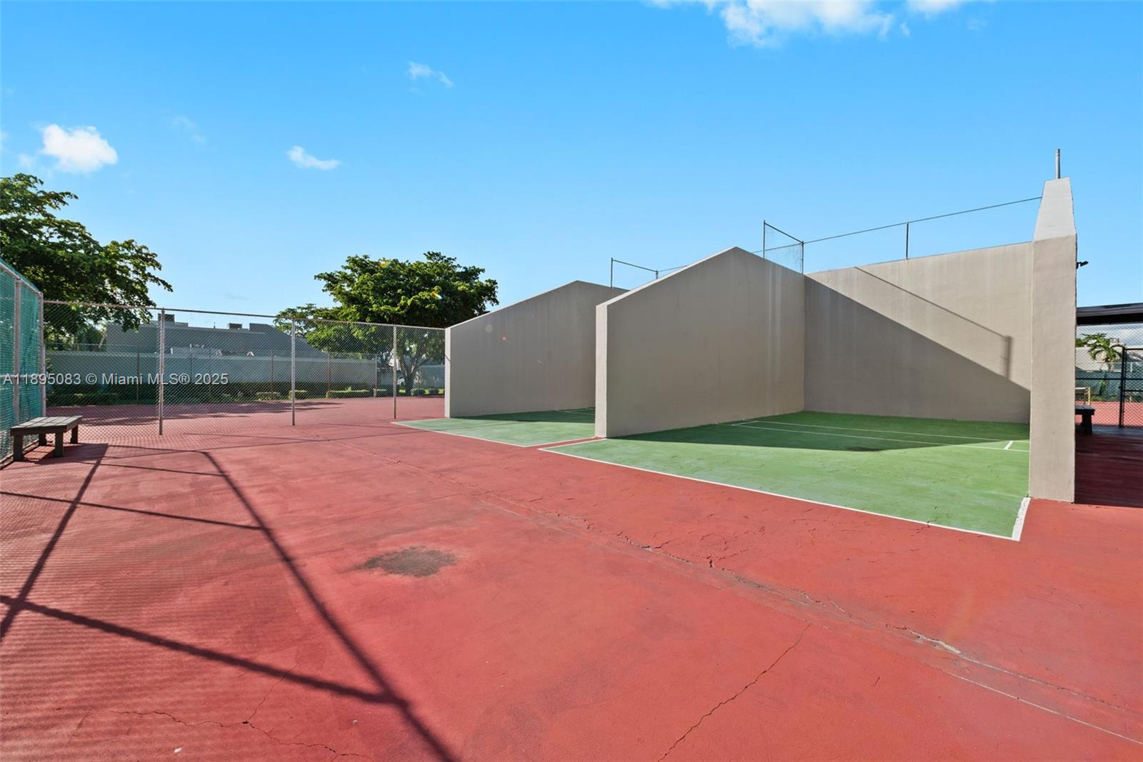EVERGLADE SUGAR & LAND CO - Residential