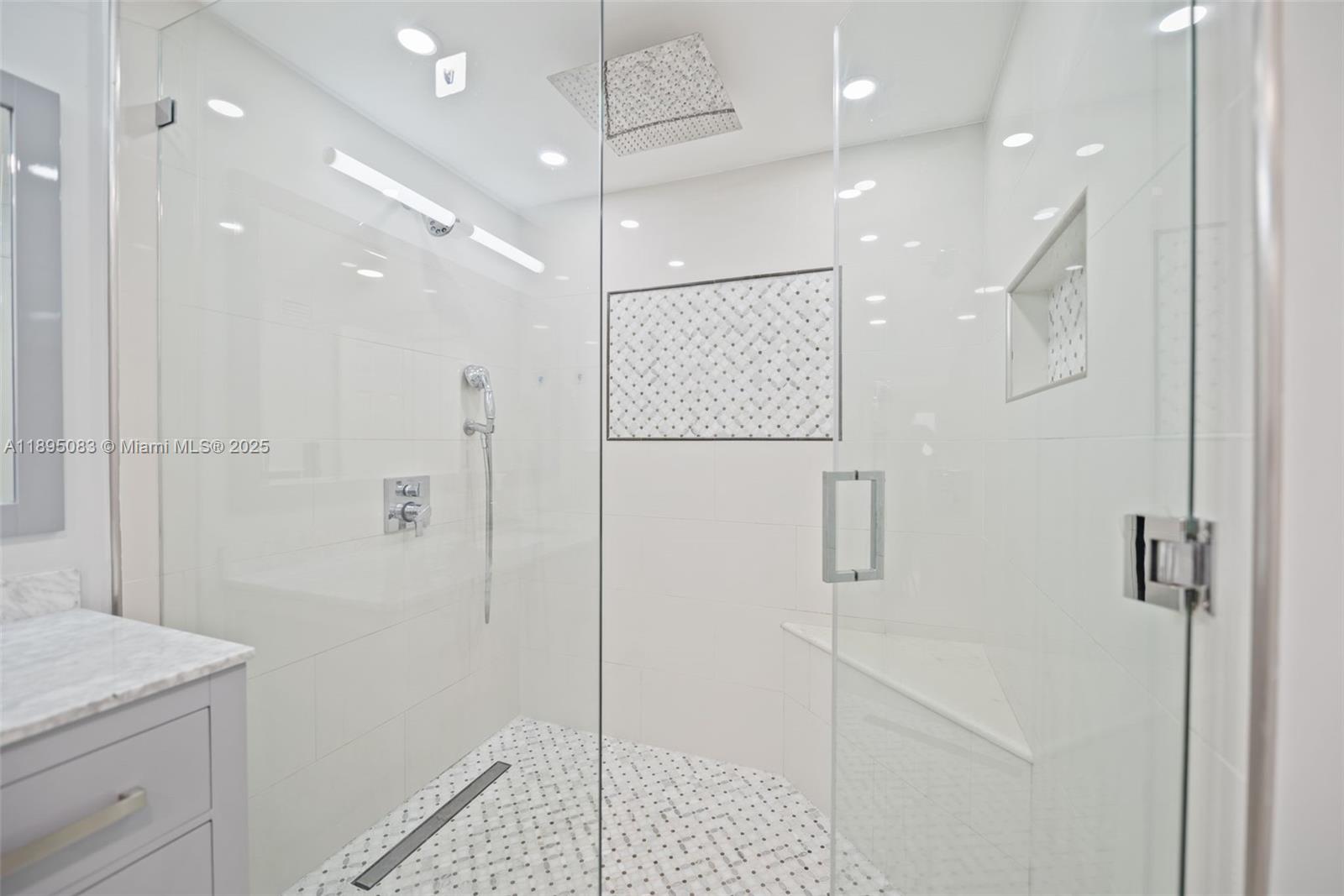 EVERGLADE SUGAR & LAND CO - Residential