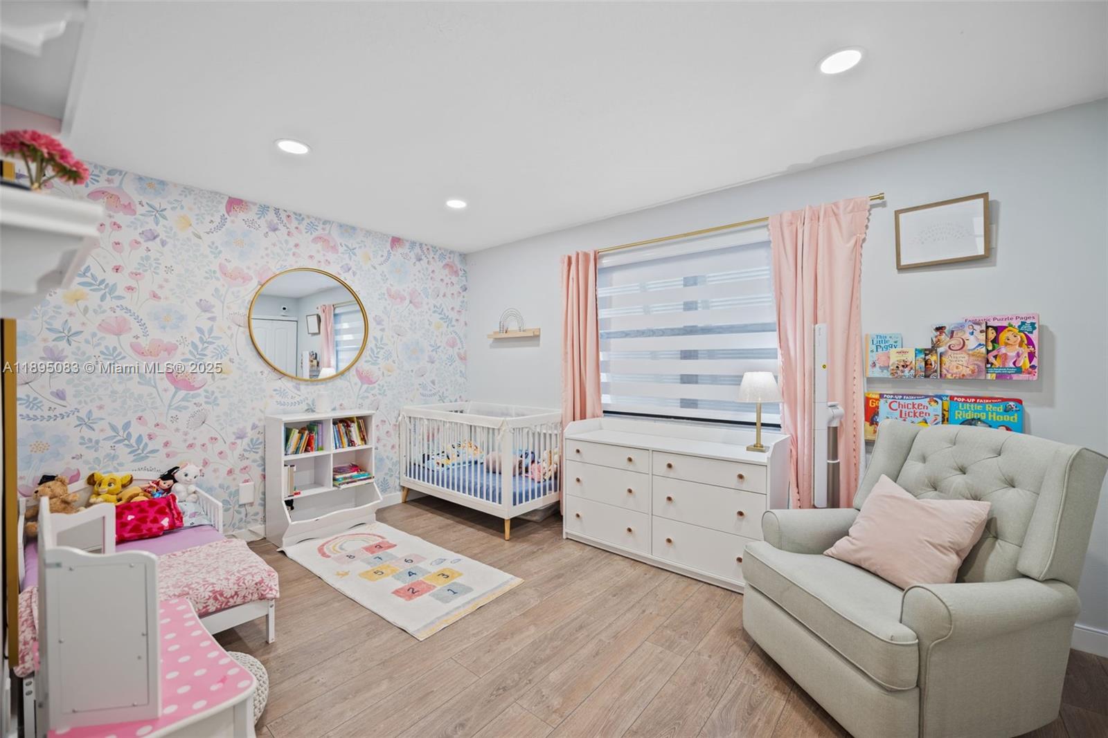 EVERGLADE SUGAR & LAND CO - Residential