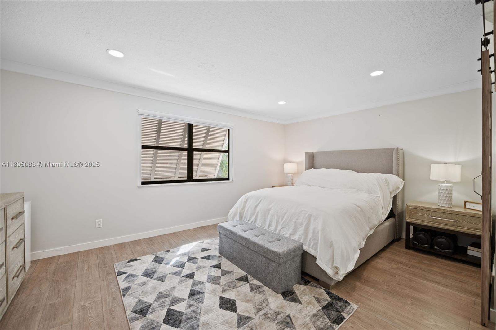 EVERGLADE SUGAR & LAND CO - Residential