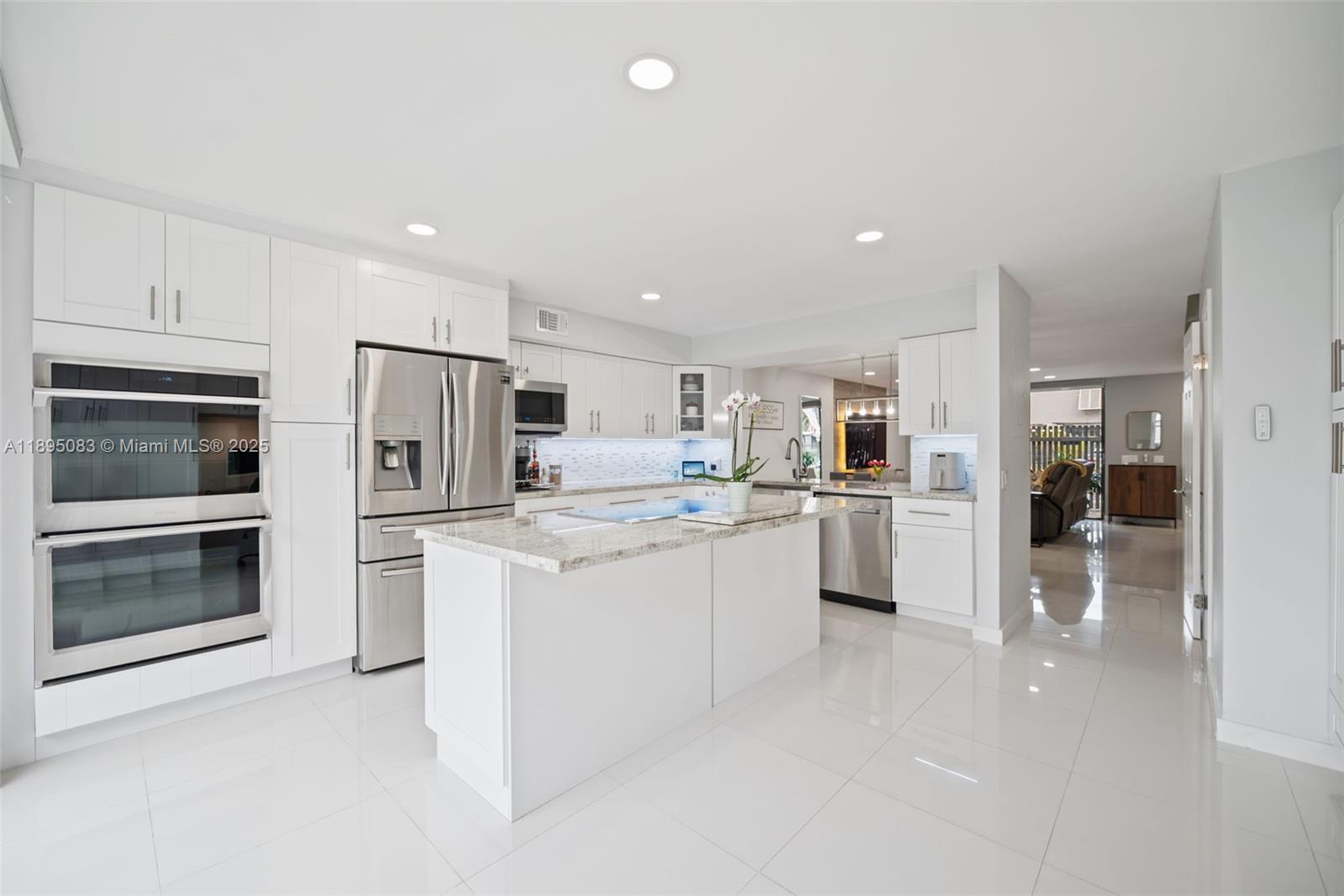 EVERGLADE SUGAR & LAND CO - Residential
