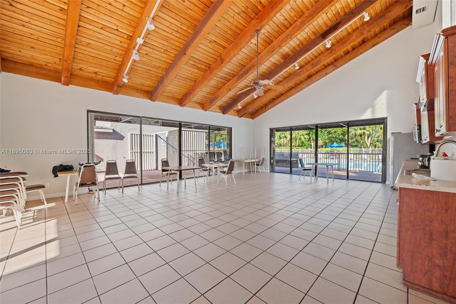 EVERGLADE SUGAR & LAND CO - Residential