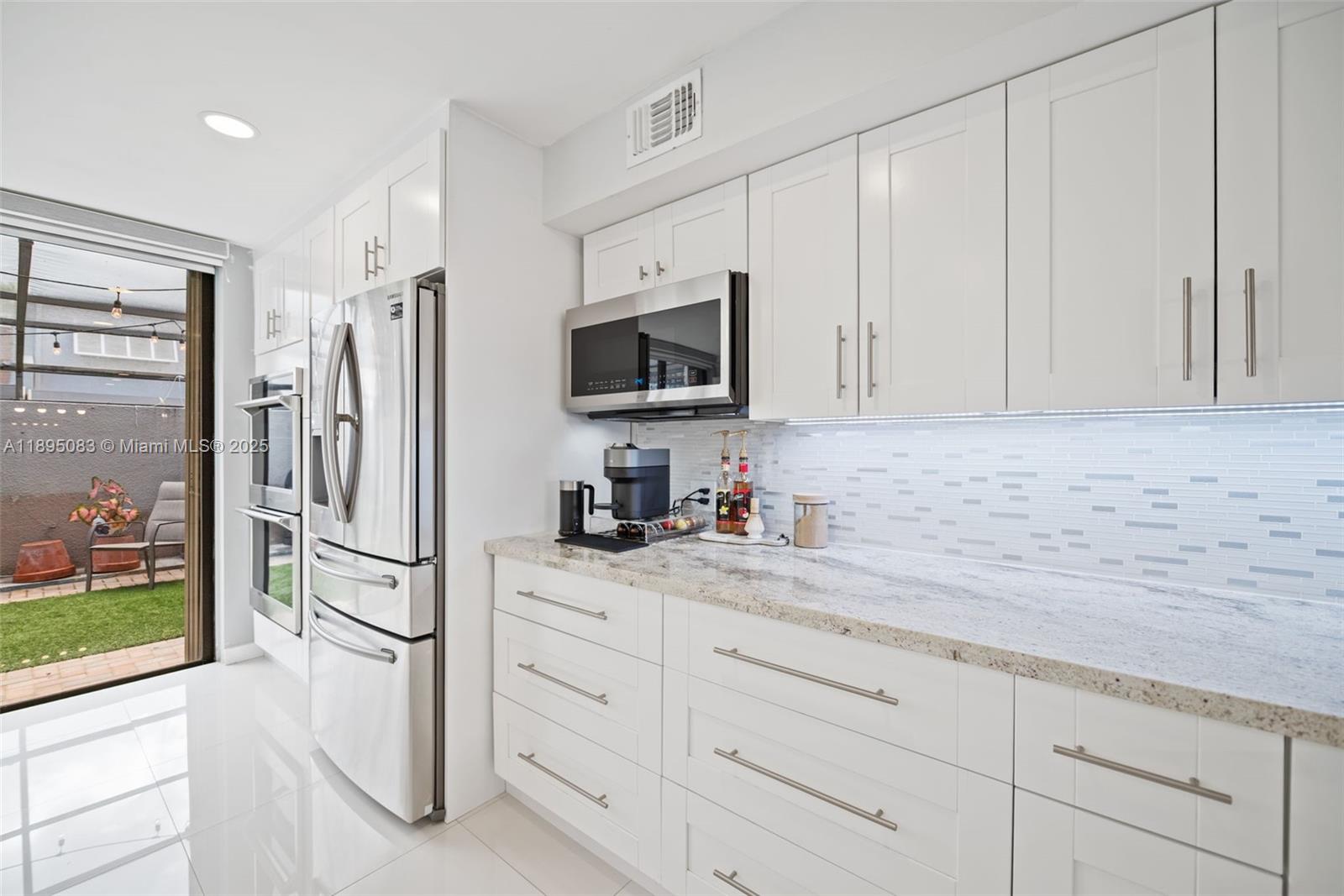 EVERGLADE SUGAR & LAND CO - Residential