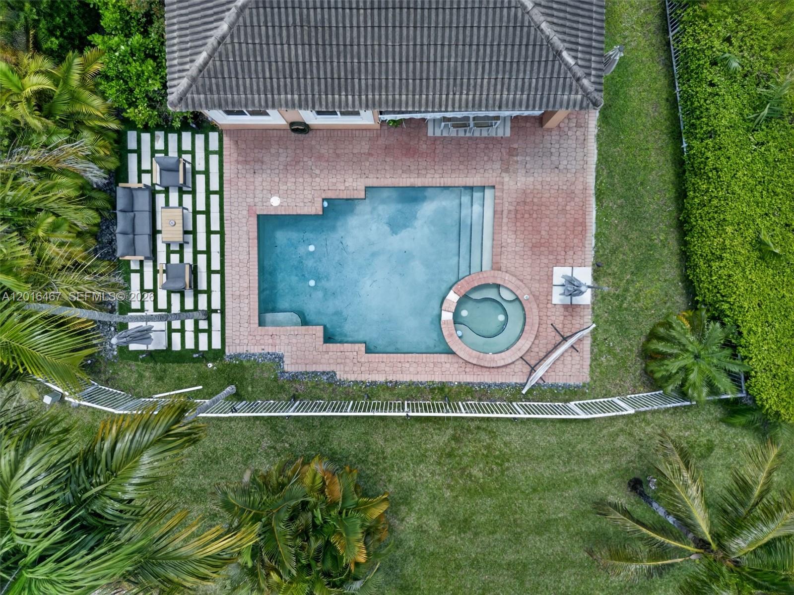 SAVANNA - Residential