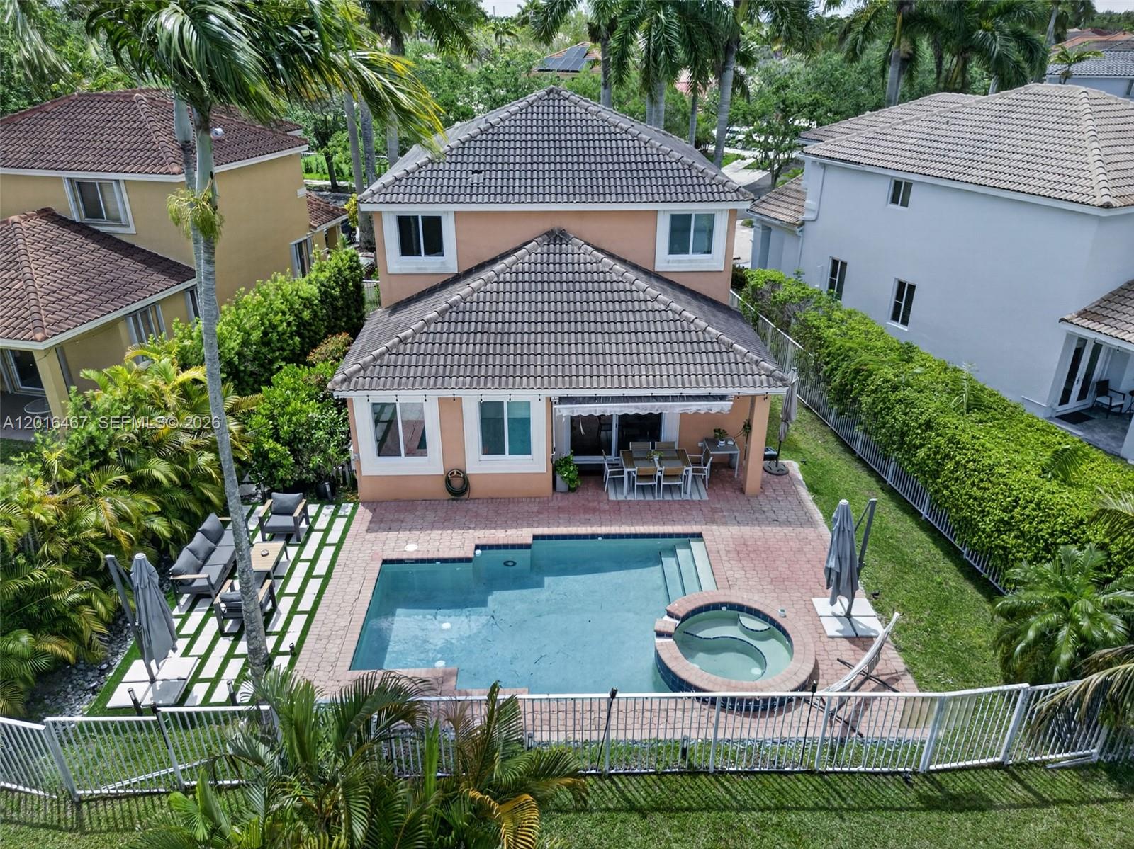 SAVANNA - Residential