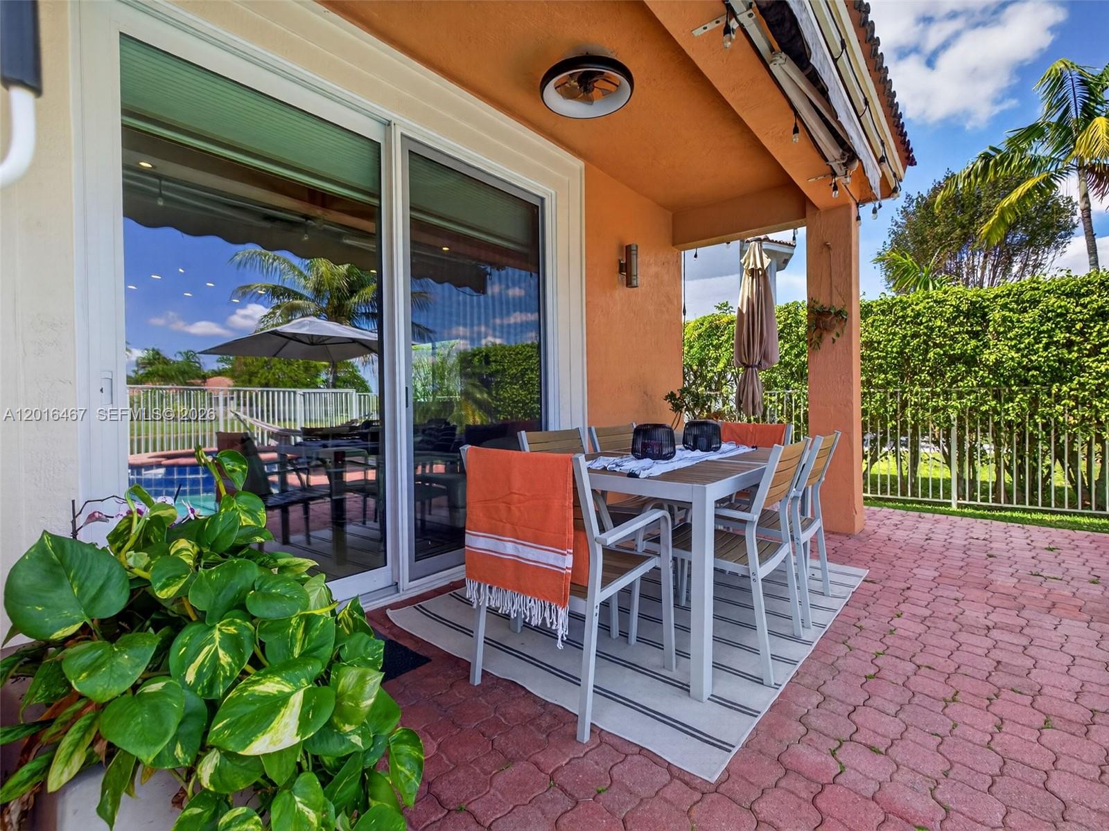 SAVANNA - Residential