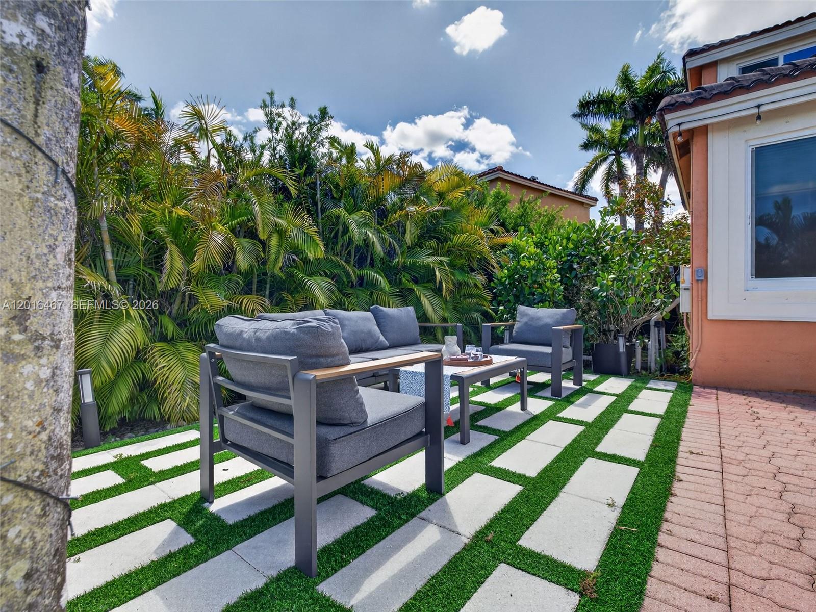 SAVANNA - Residential