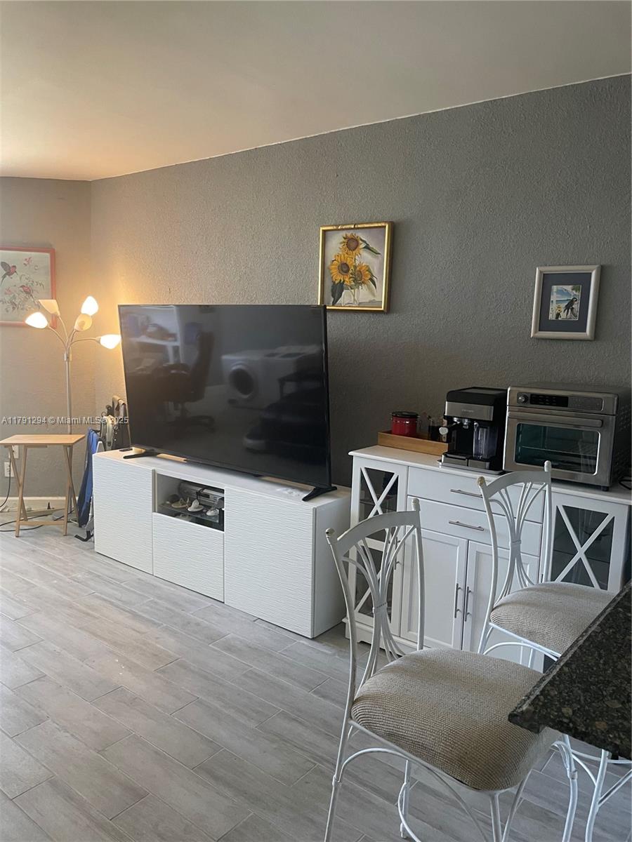 TAROMINA APTS CO-OP - Residential