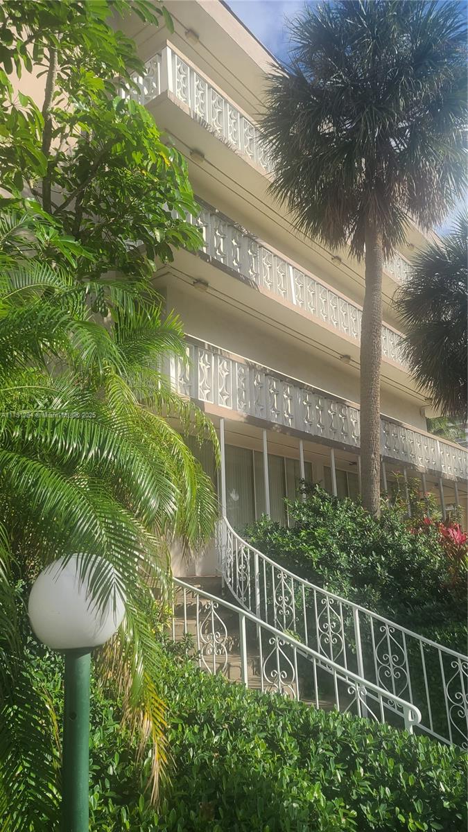 TAROMINA APTS CO-OP - Residential