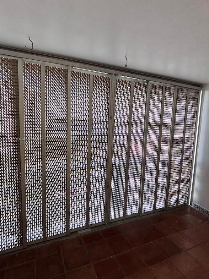 FIFTH MOORINGS CONDO - Residential