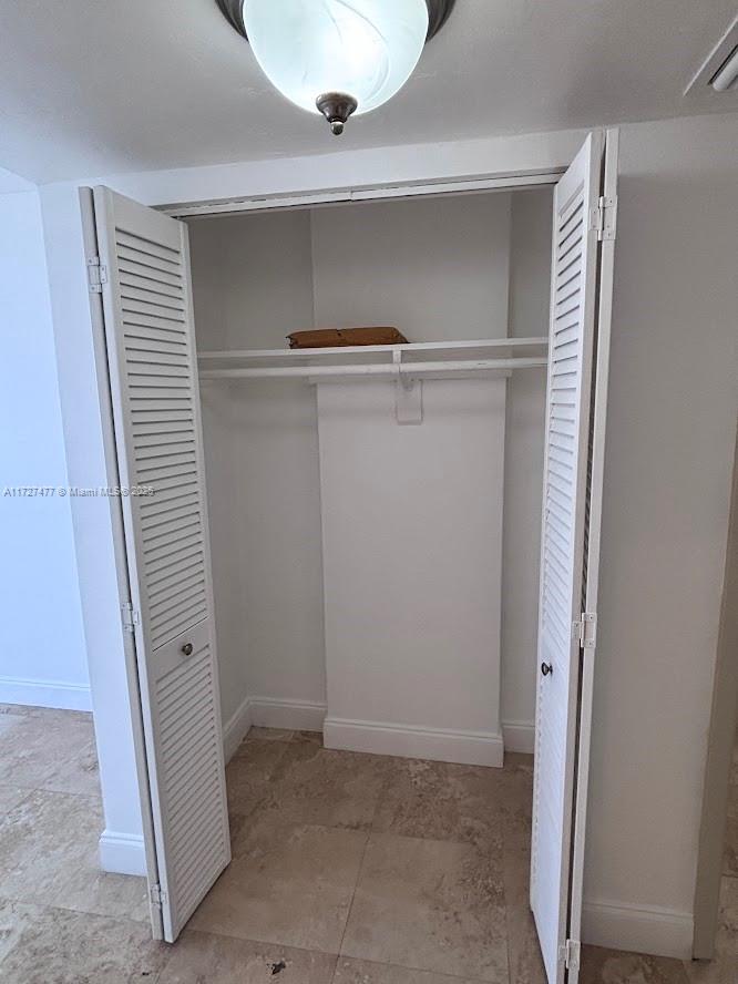 FIFTH MOORINGS CONDO - Residential