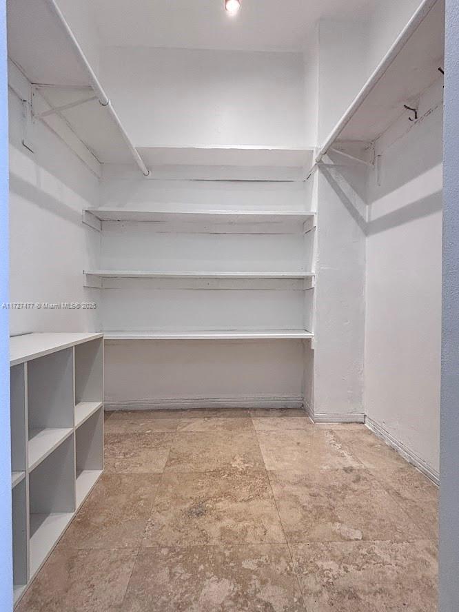 FIFTH MOORINGS CONDO - Residential