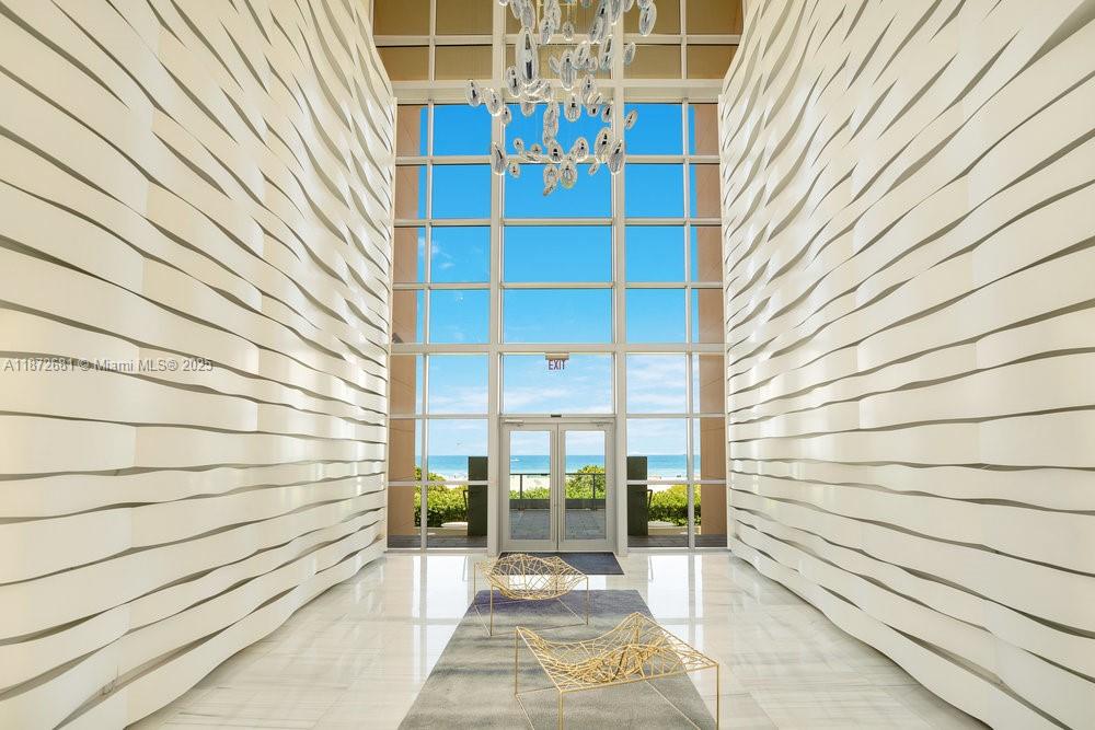 IL VILLAGGIO ON SOUTH BEA - Residential