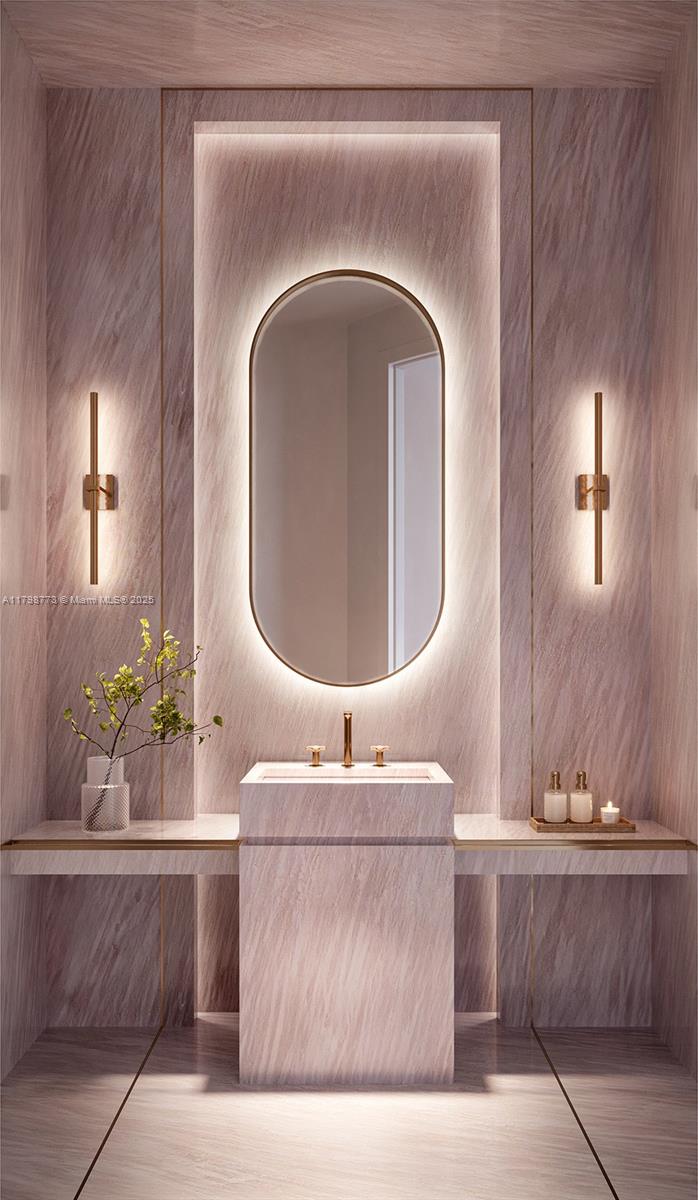 Ritz-Carlton South Beach - Residential