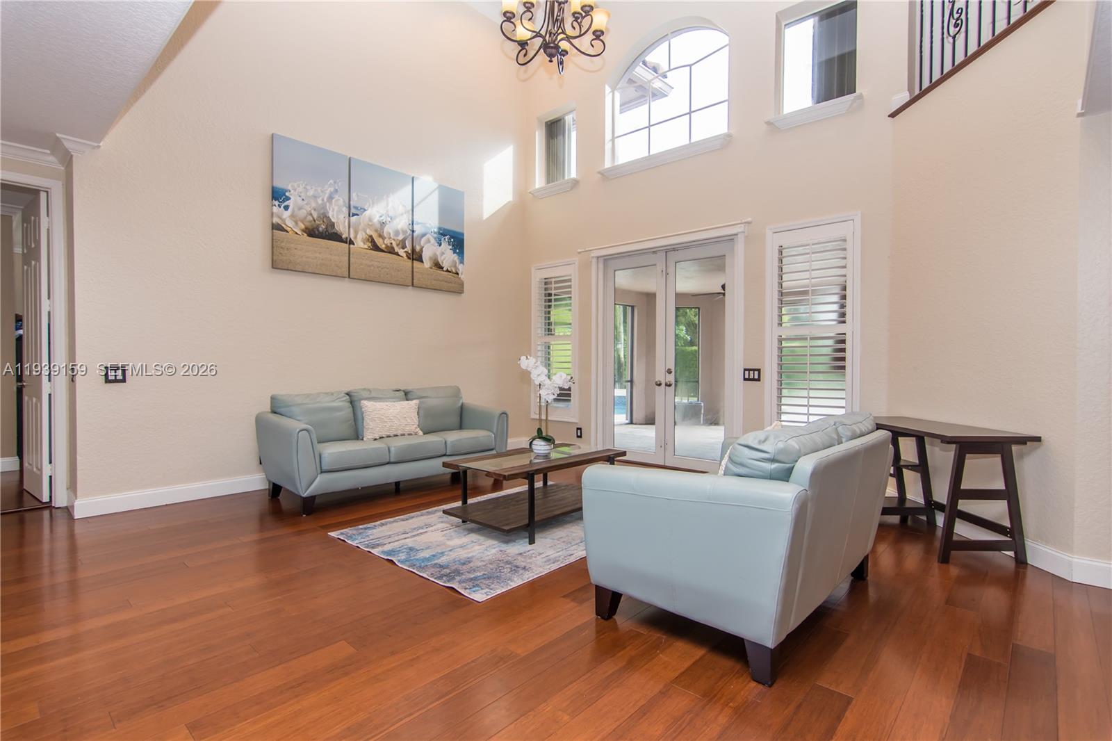 HOLLYWOOD LAKES COUNTRY C - Residential