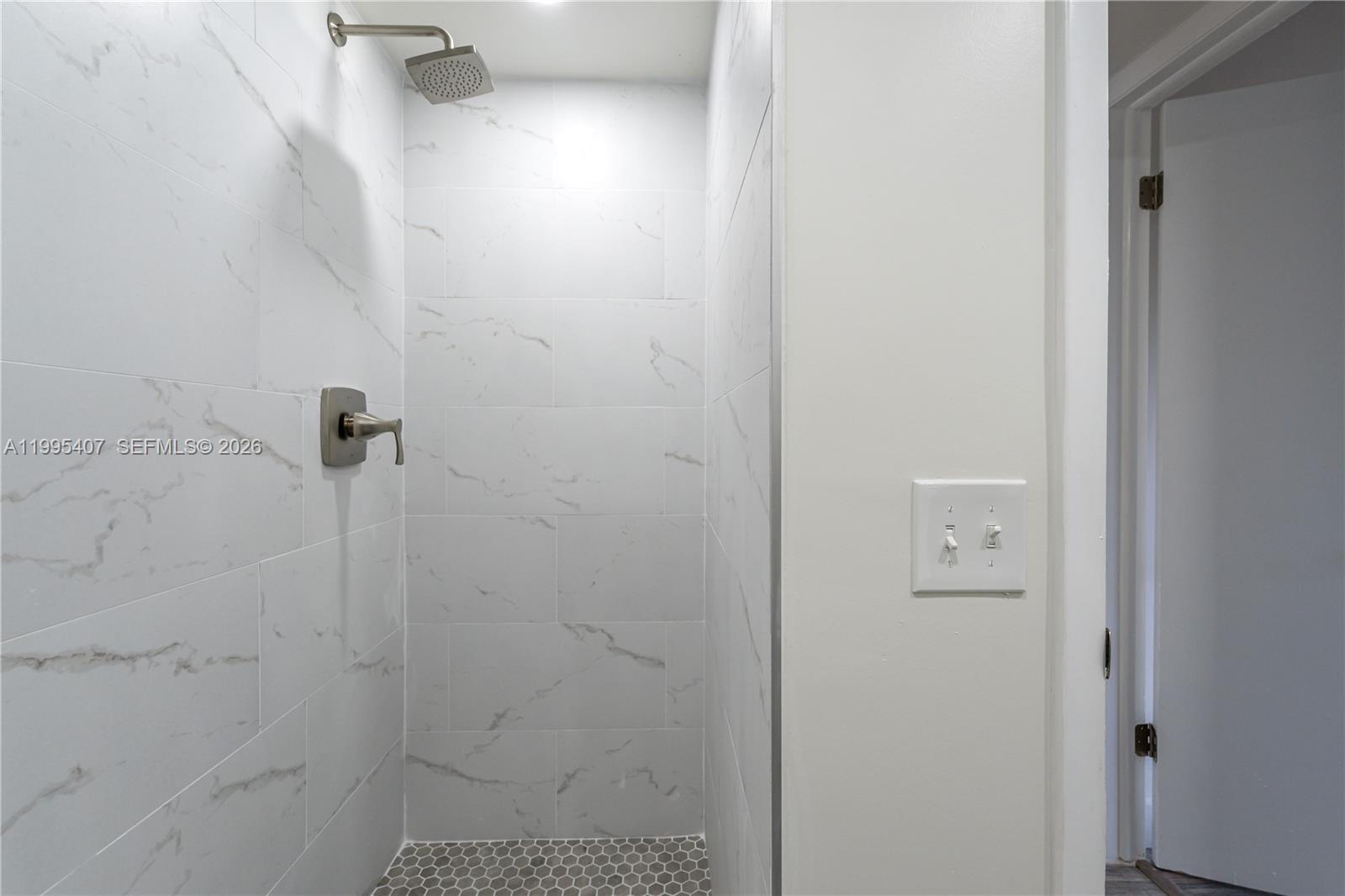 8705 HAMPSHIRE DR CONDO - Residential Lease