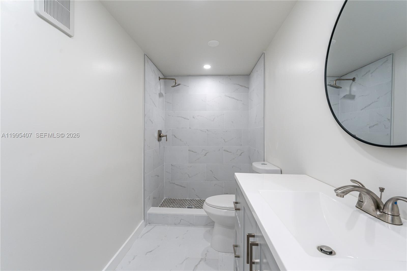 8705 HAMPSHIRE DR CONDO - Residential Lease