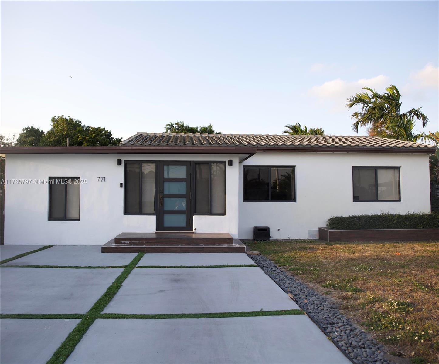 Property for Sale at 771 E 35th St, Hialeah, Miami-Dade County, Florida - Bedrooms: 3 
Bathrooms: 2  - $690,000