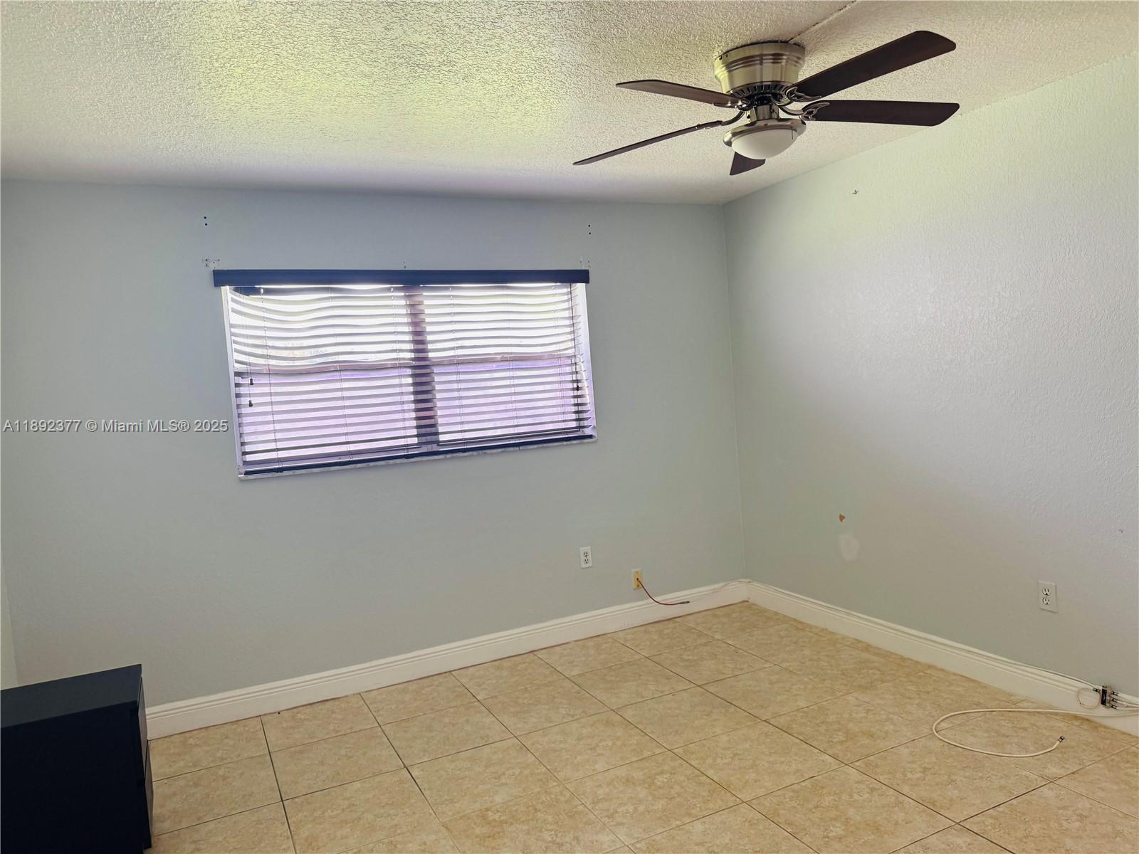 SUNRISE LAKES 35 CONDO - Residential Lease