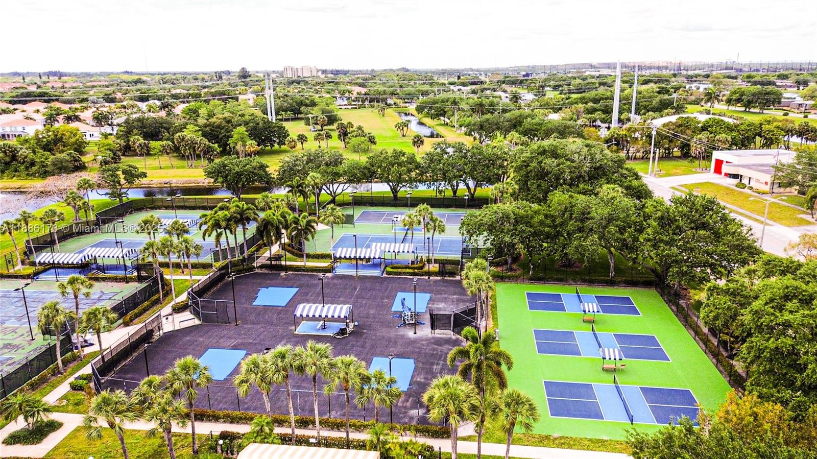 VILLAGE OF SANDALWOOD LAK - Residential Lease