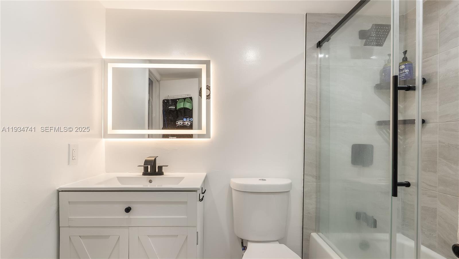 INVERRARY 32 SECTION TWO - Residential