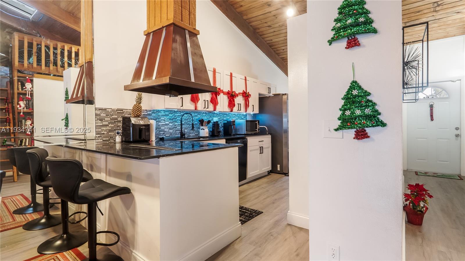 INVERRARY 32 SECTION TWO - Residential