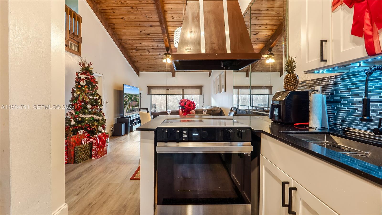 INVERRARY 32 SECTION TWO - Residential