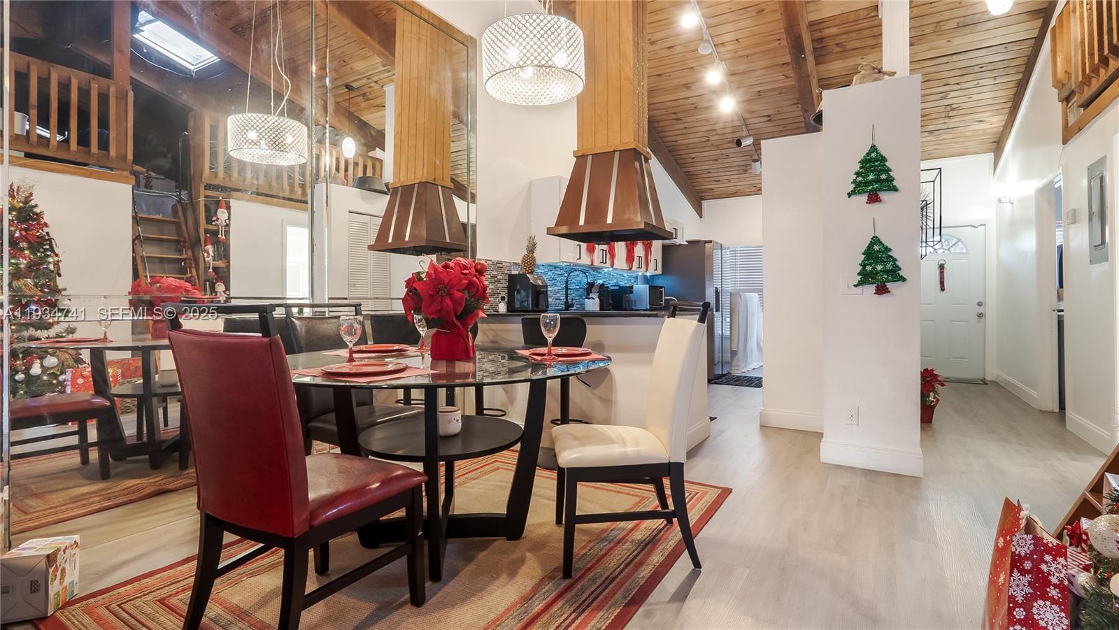 INVERRARY 32 SECTION TWO - Residential