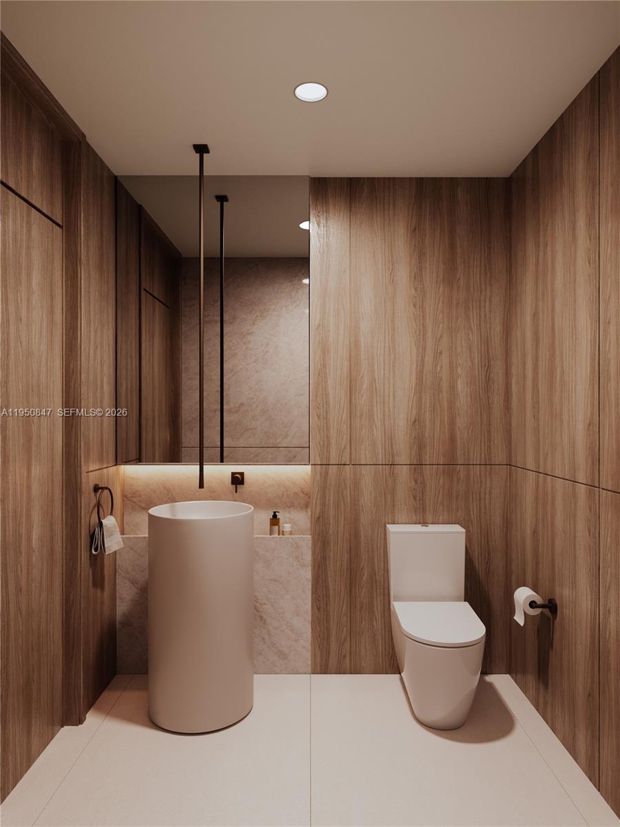 BAY HARBOR ISLAND - Residential