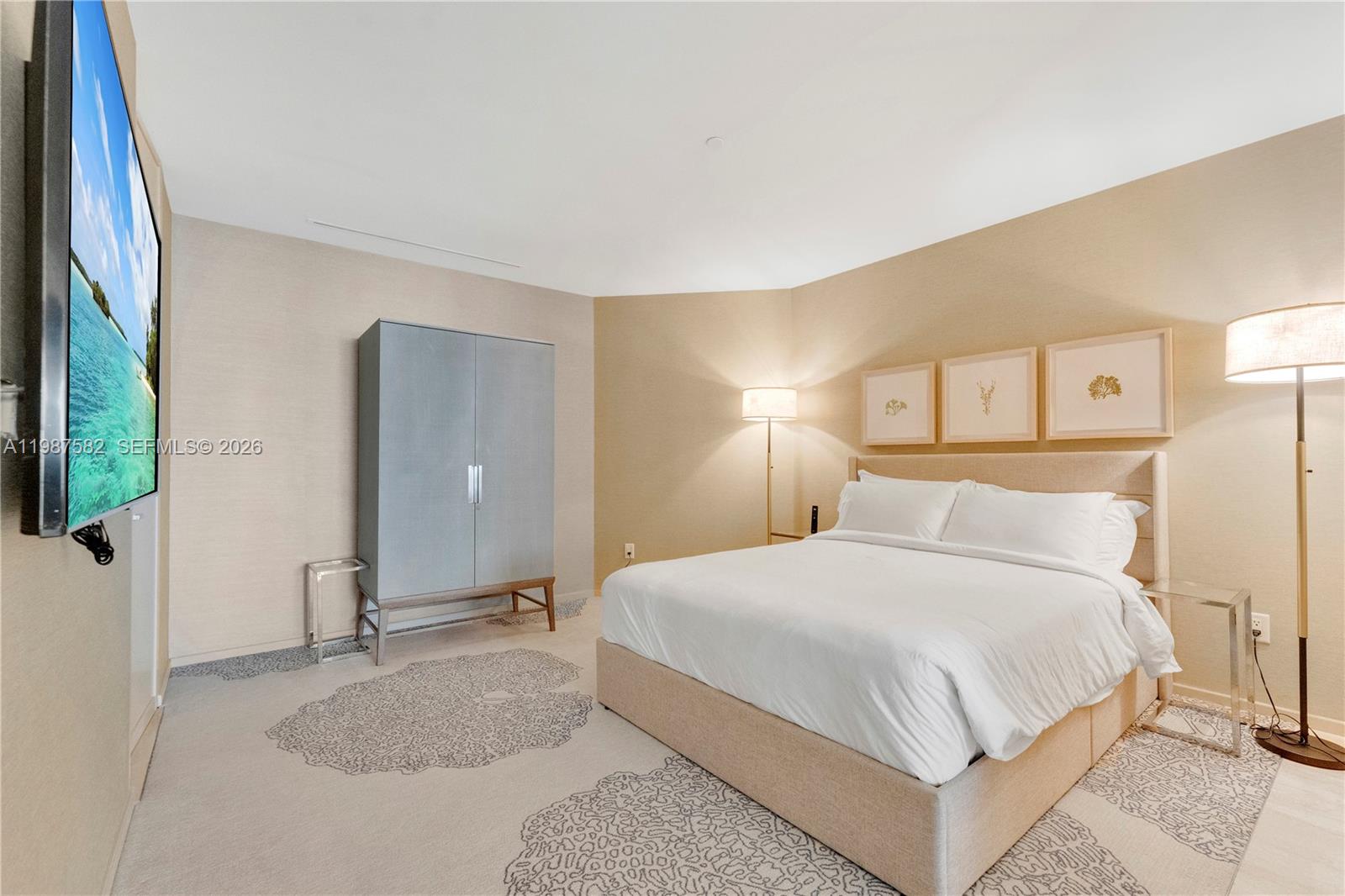 BAL HARBOUR CENTER CONDO - Residential Lease