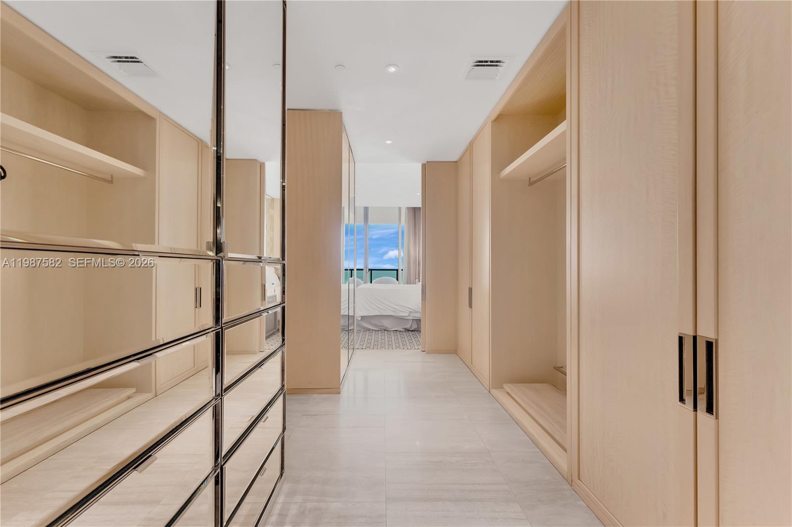 BAL HARBOUR CENTER CONDO - Residential Lease