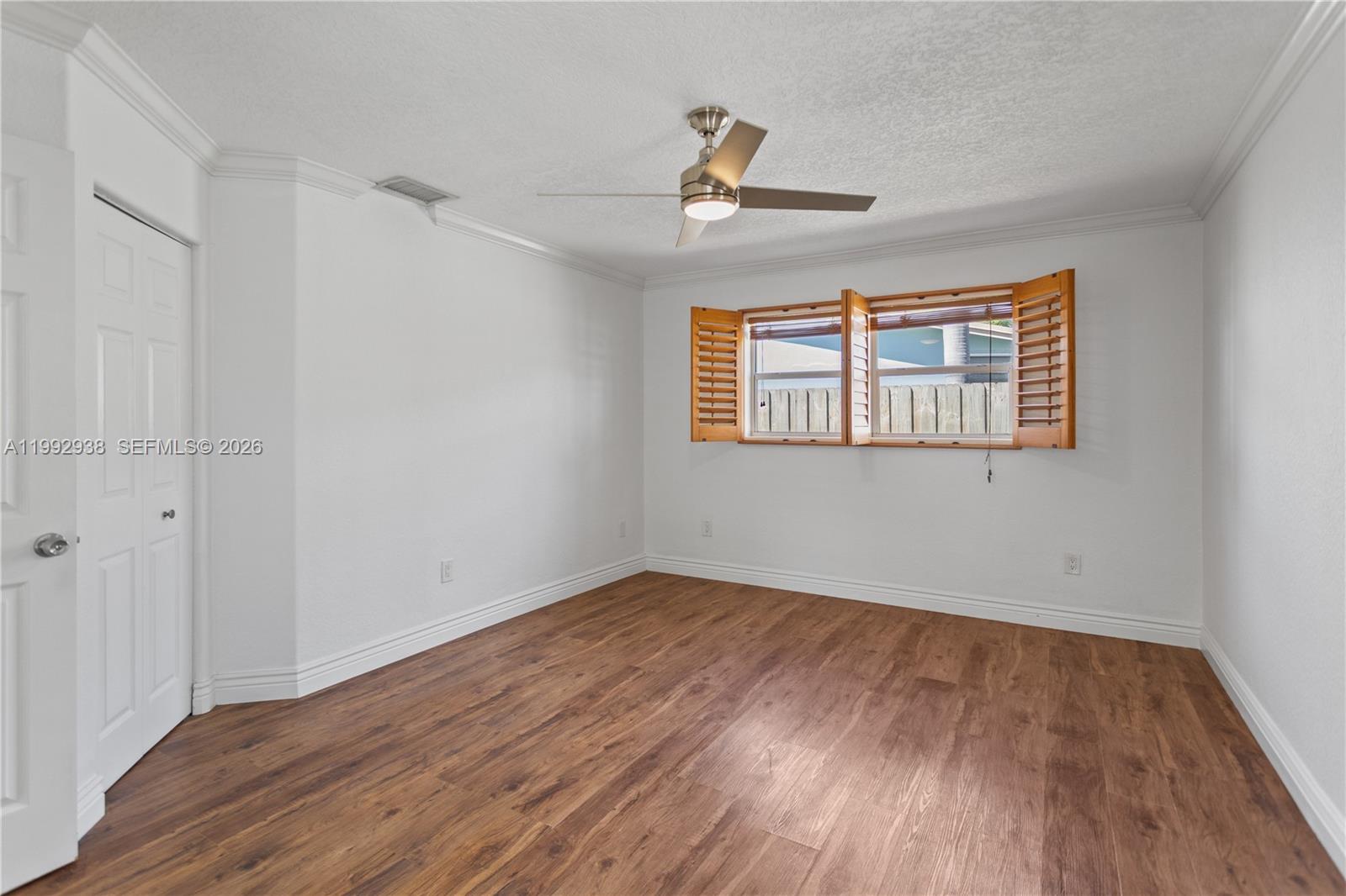 HOLLYWOOD CENTER AMEN PLA - Residential