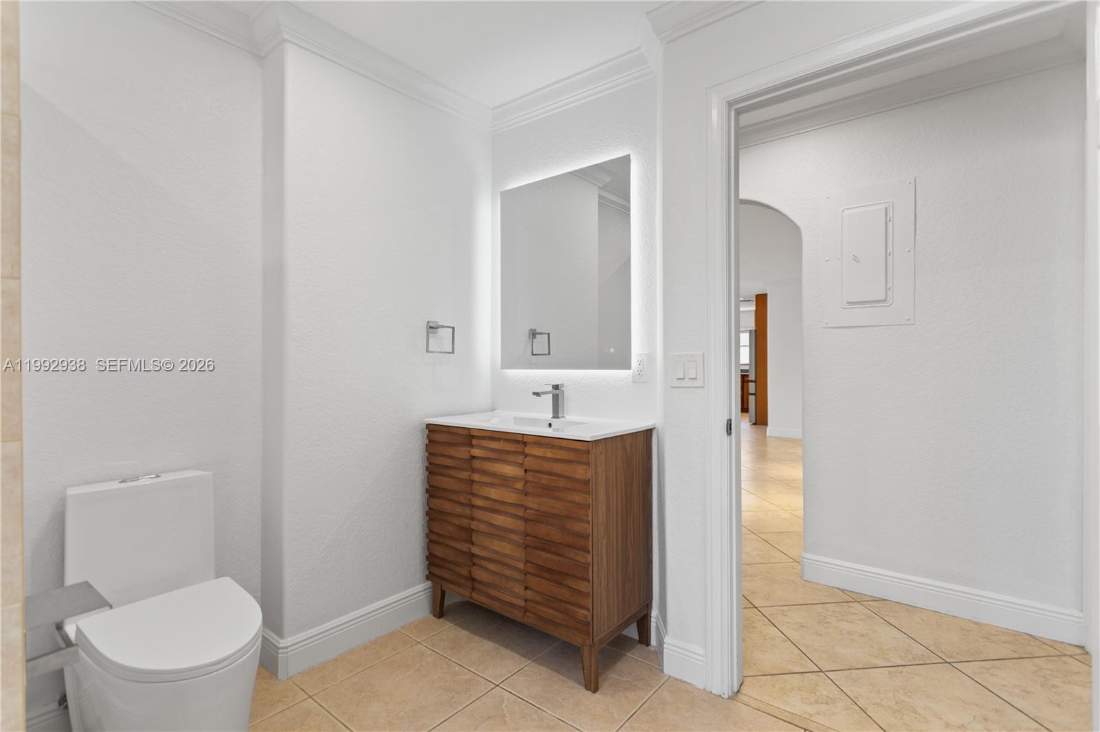 HOLLYWOOD CENTER AMEN PLA - Residential