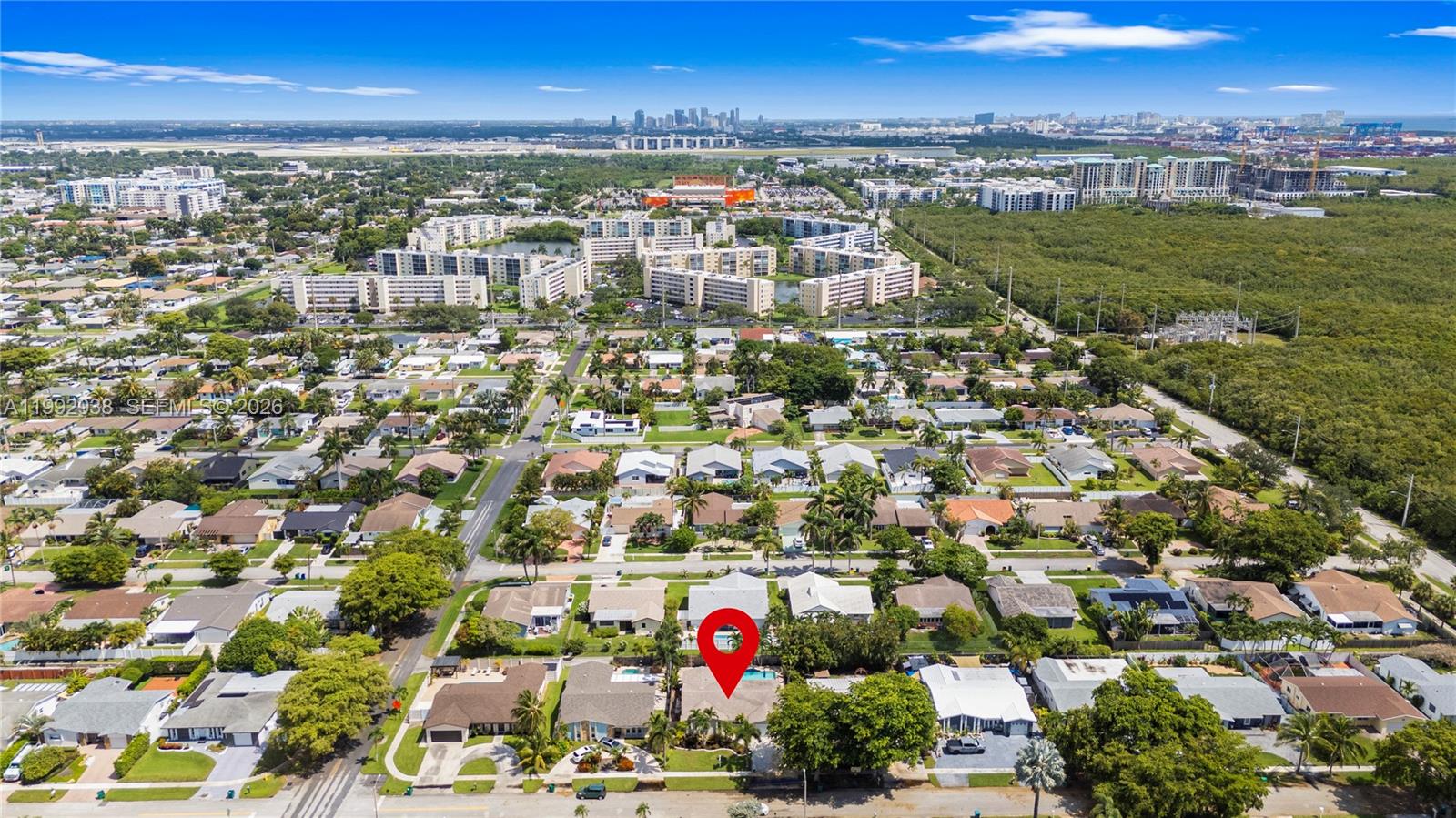 HOLLYWOOD CENTER AMEN PLA - Residential