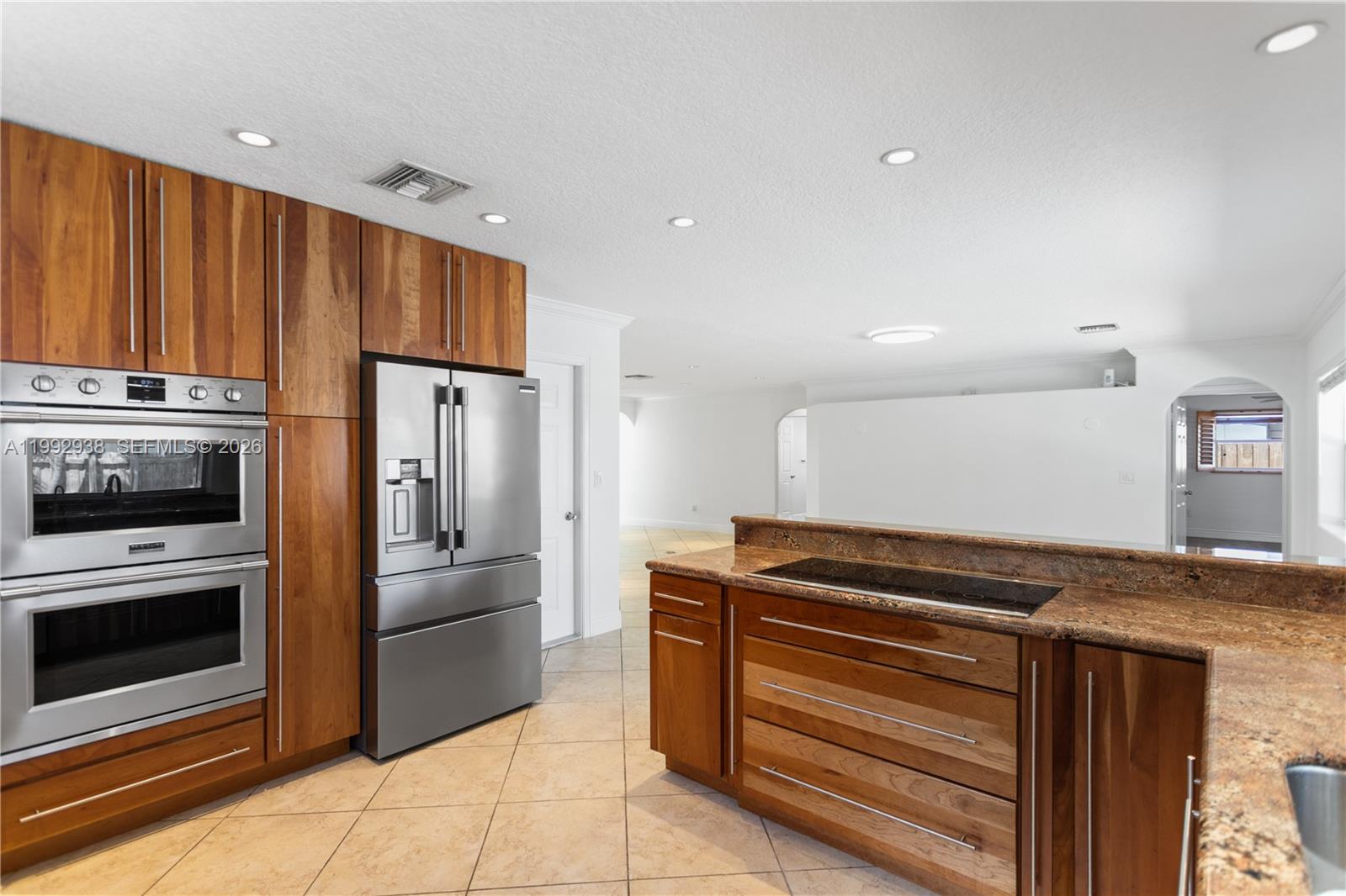 HOLLYWOOD CENTER AMEN PLA - Residential