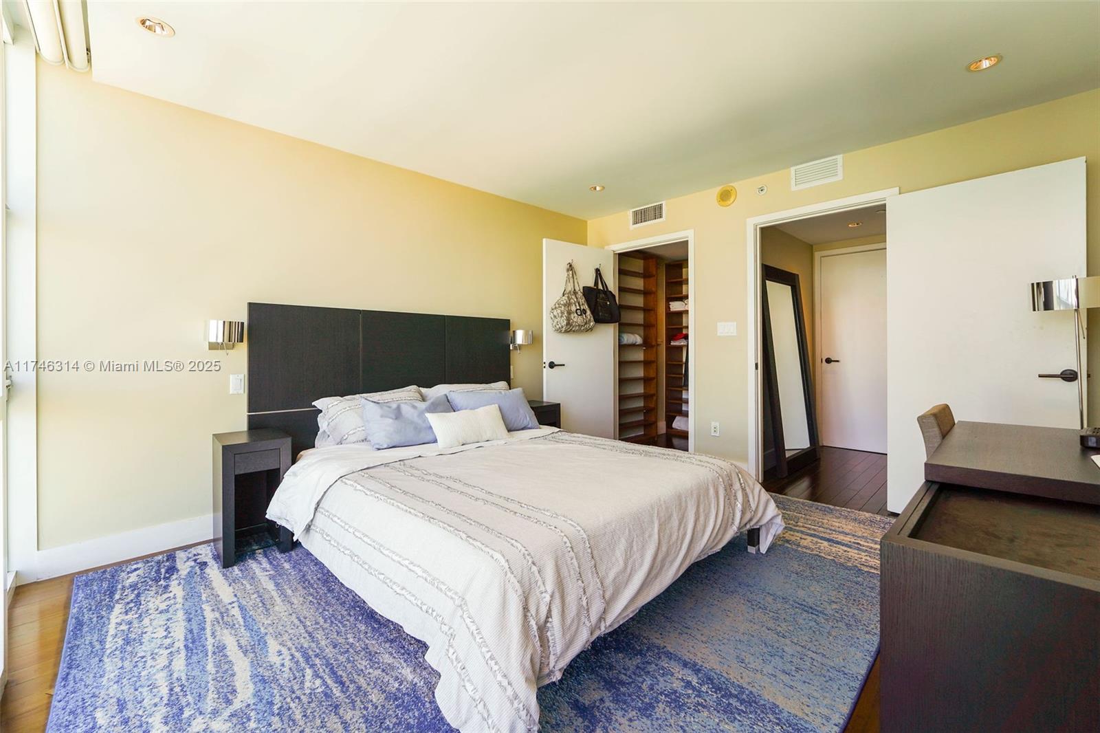 CENTRAL CARILLON BEACH CO - Residential