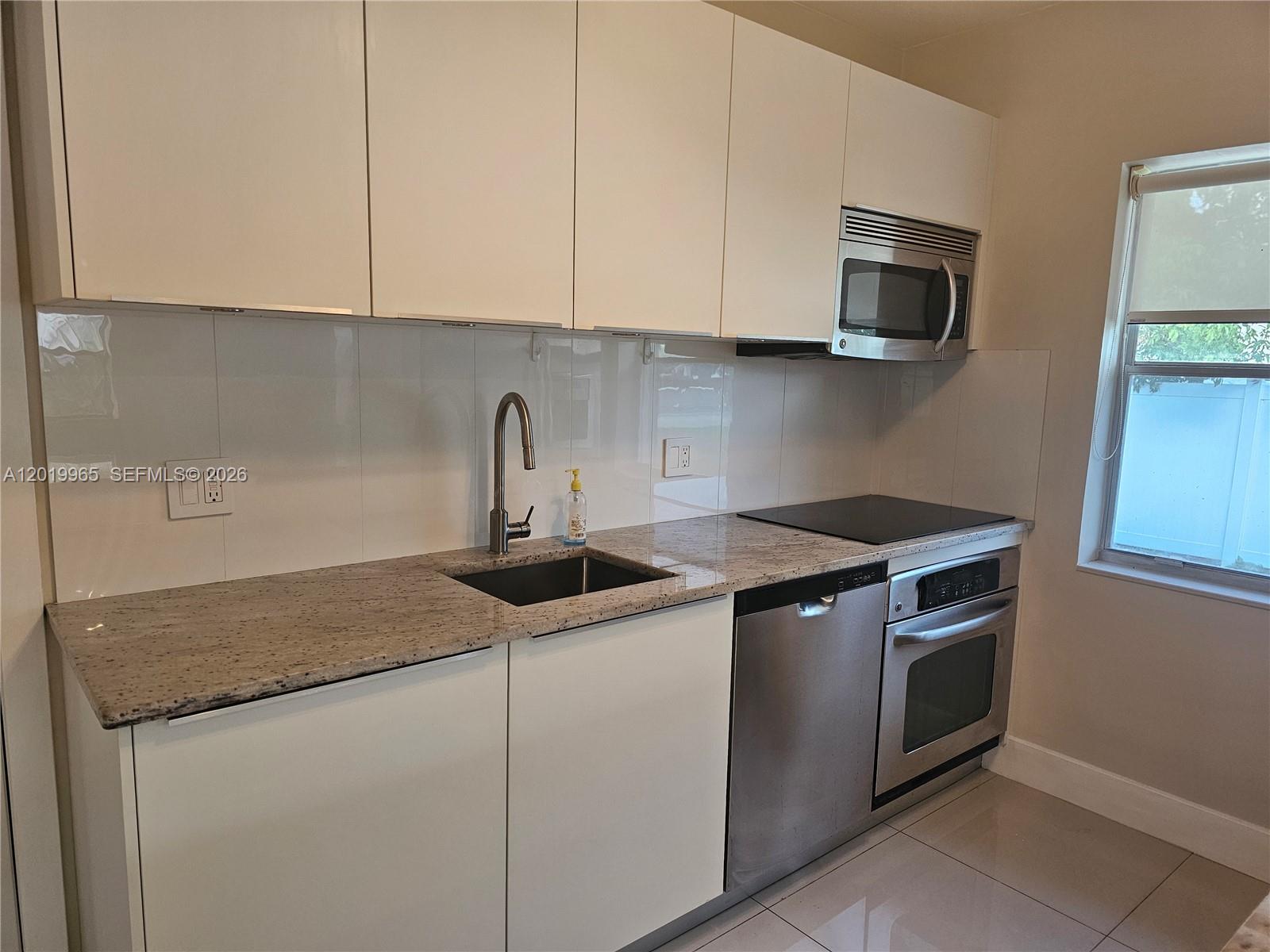 View photos, virtual tours, details... 241 NE 1st Ter 1-2