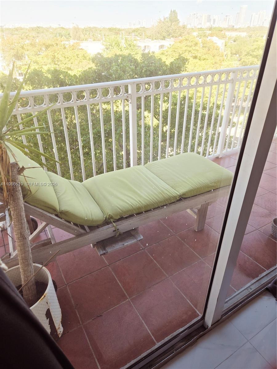 MARBELLA CONDO - Residential