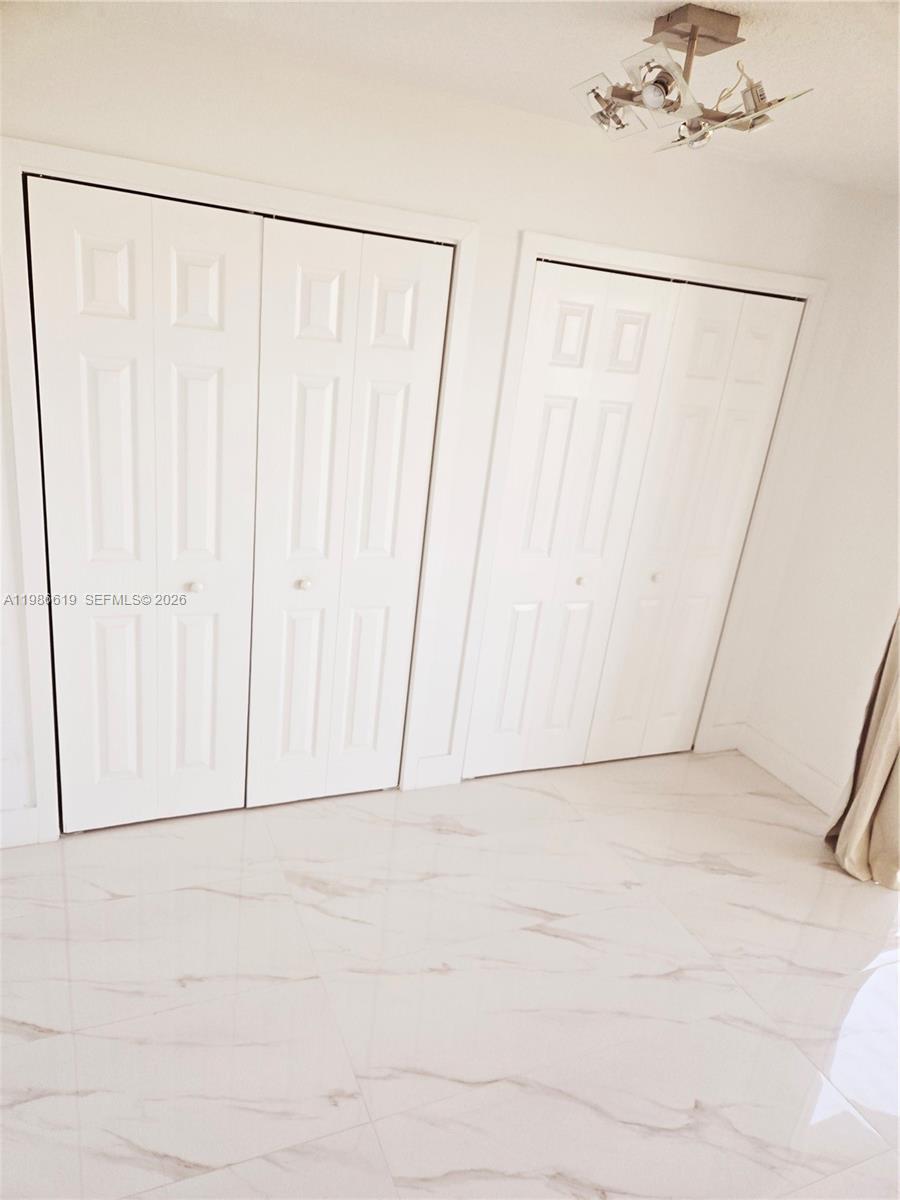 MARBELLA CONDO - Residential