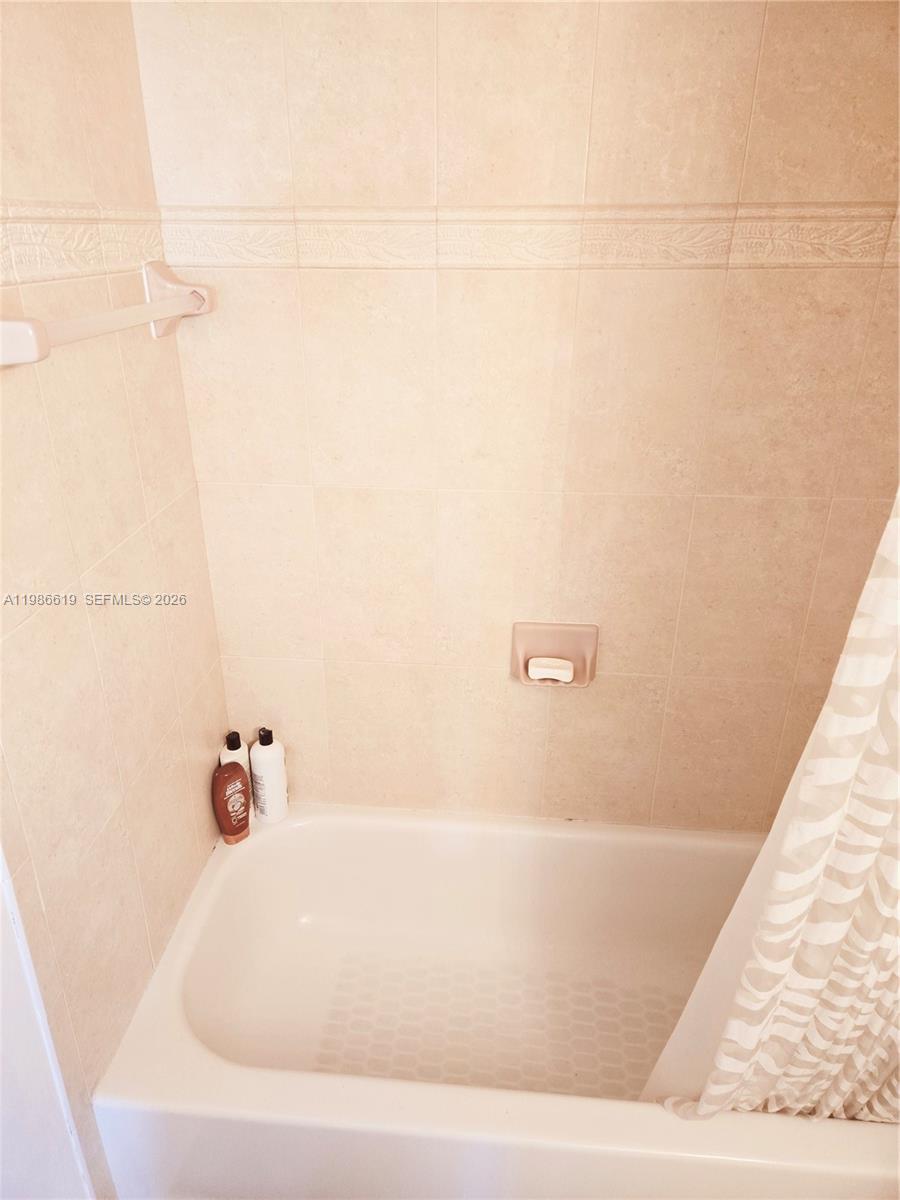 MARBELLA CONDO - Residential