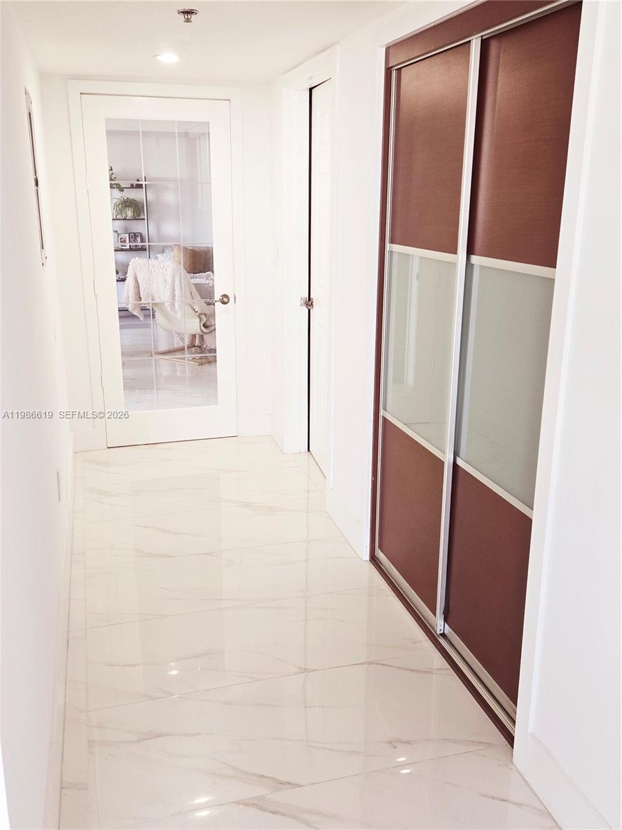 MARBELLA CONDO - Residential