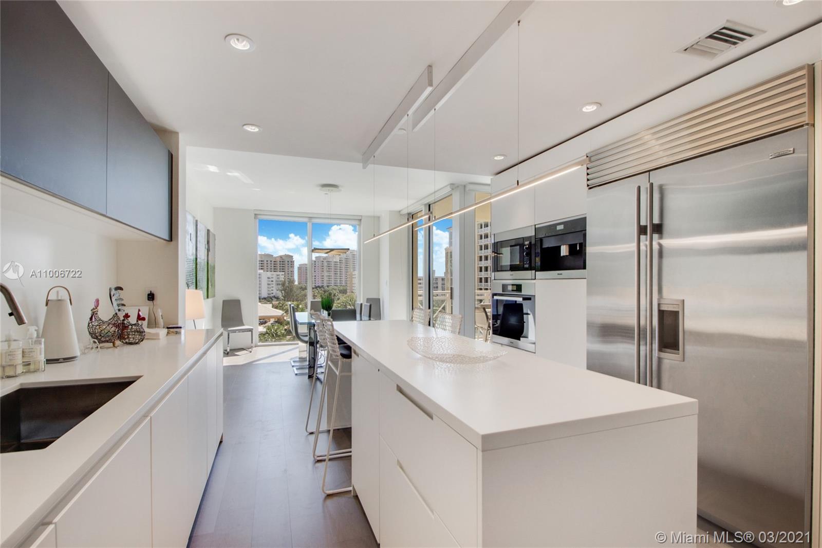 GRAND BAY TOWER CONDO - Residential